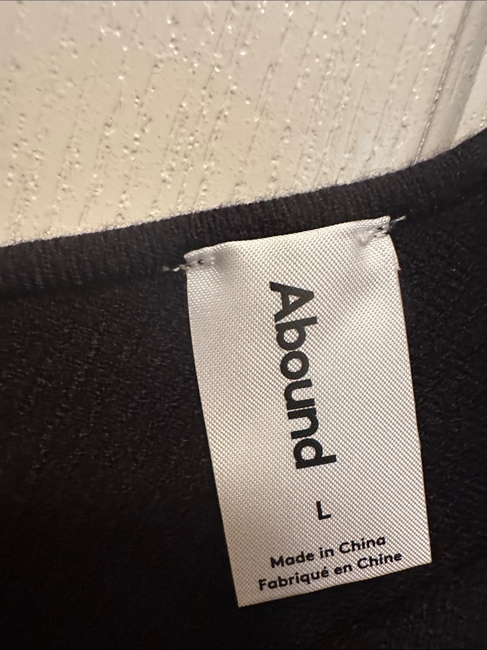 Black Ribbed Square-Neck Crop Tank Top - Picture 2 of 5